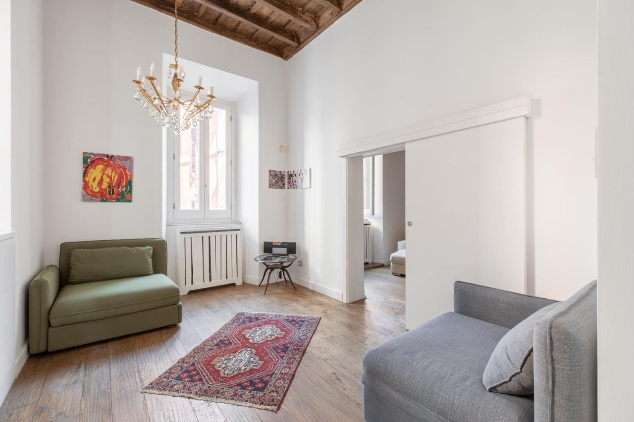 Iflat Art In The Heart Of Apartment Rom
